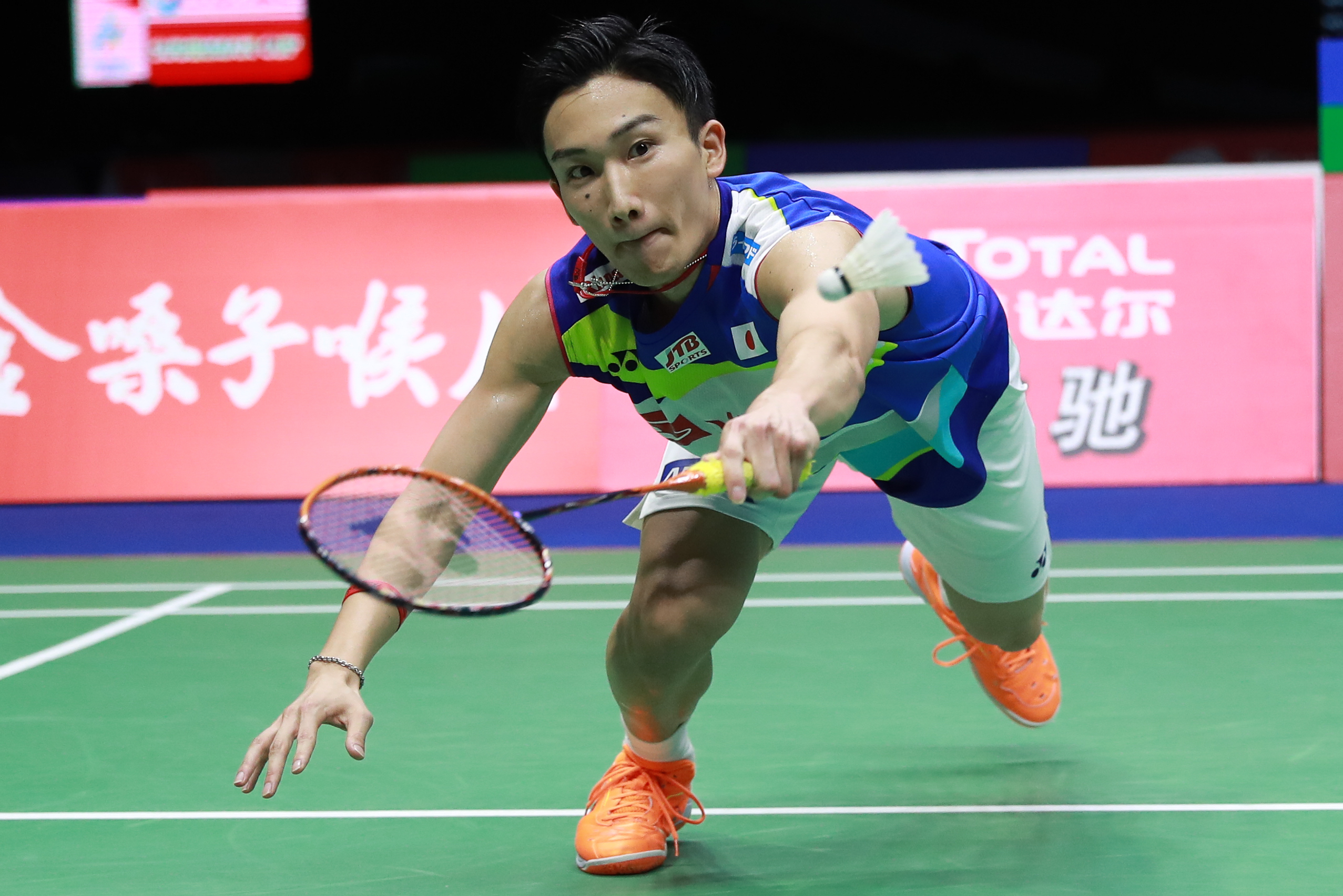 马来西亚羽毛球队鏖战法国羽毛球队,辛杜完成帽子戏法 马来西亚羽毛球队鏖战法国羽毛球队,辛杜完成帽子戏法