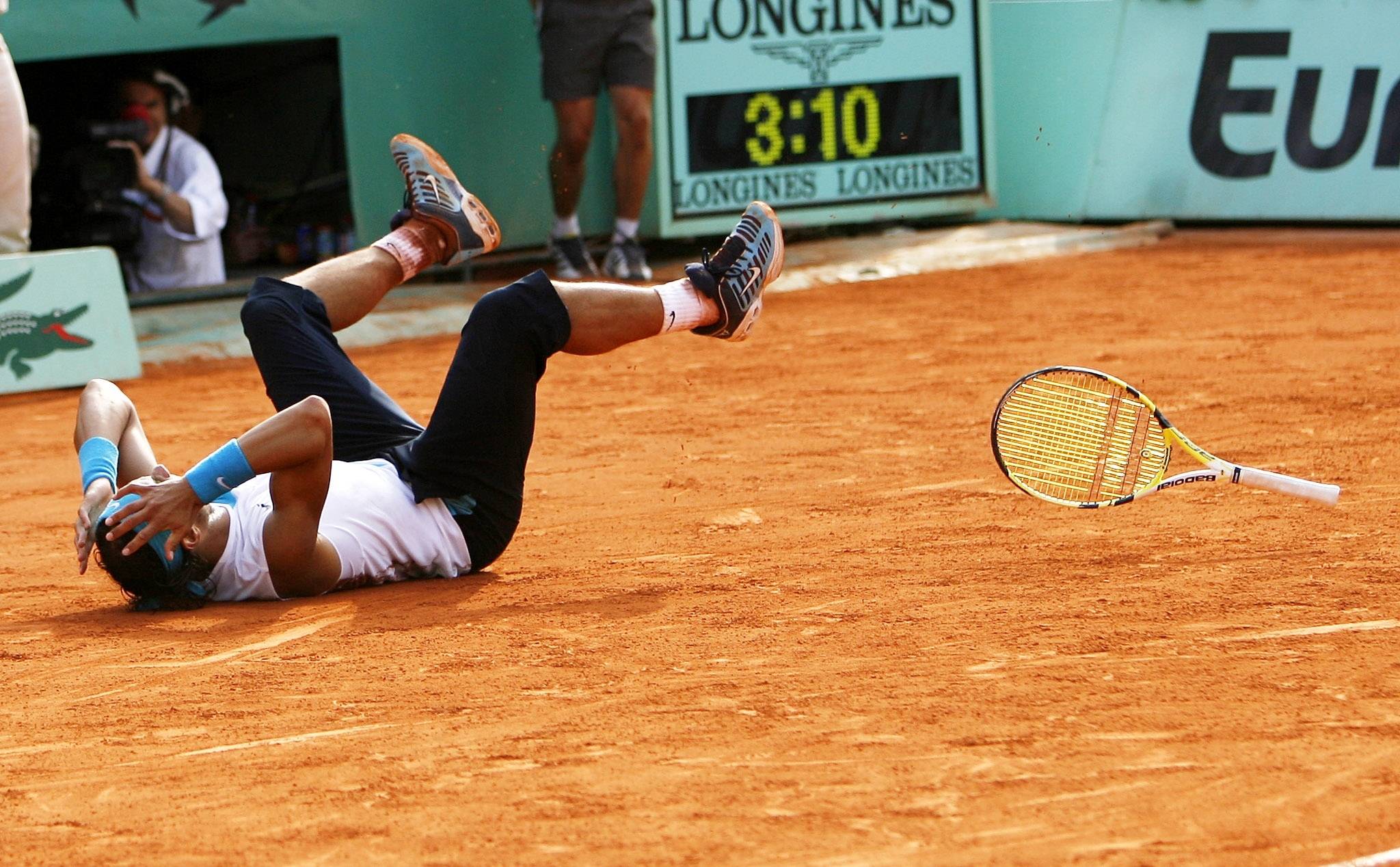 世界网球队轻取西班牙网球队，纳达尔打破历史纪录