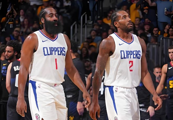 湖人横扫国王，哈登带队取胜