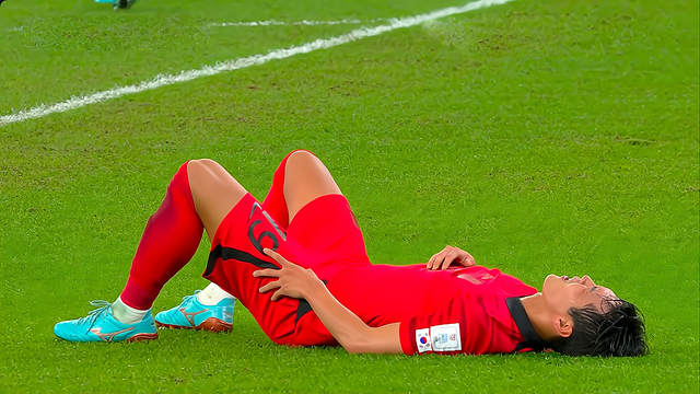 包含韩国队绝杀泰国队，黄鸭组合点燃赛场的词条