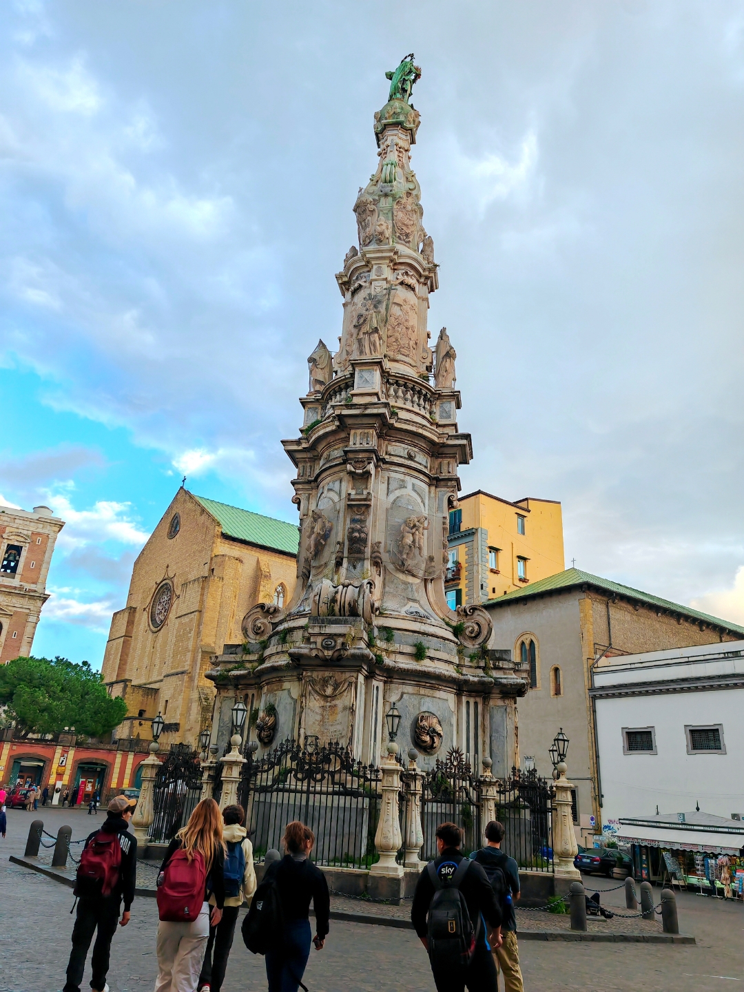 那不勒斯险胜奥地利，马丁内利惊艳四座