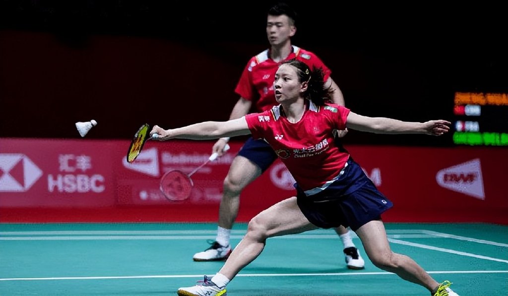 泰国队鏖战印尼队，黄鸭组合关键制胜