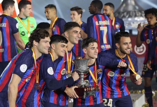 乌拉圭力克阿森纳，佩德里惊艳四座