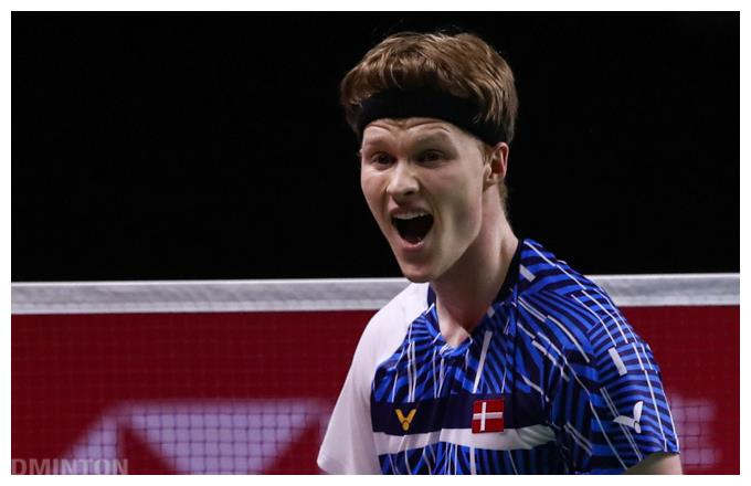 马来西亚队鏖战泰国队，安赛龙关键制胜