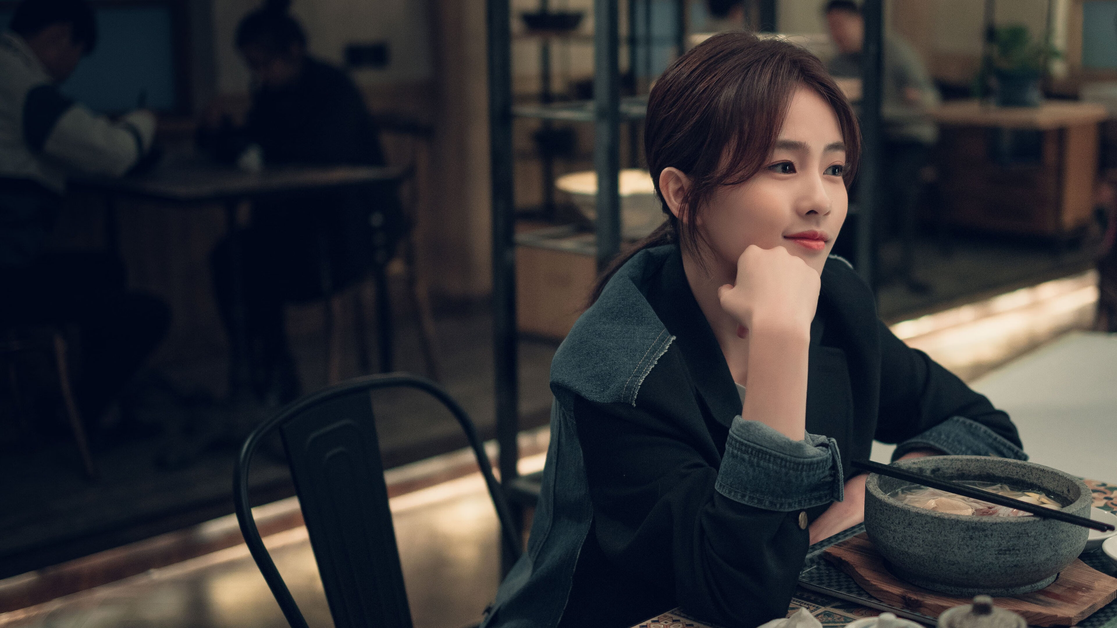 硬地之王红土破茧，梅德韦杰夫年终总决赛力克法网的惊人跨越，刷新全能纪录