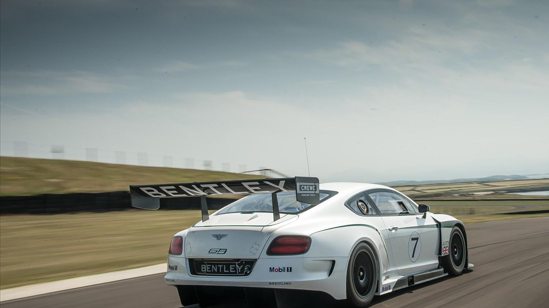 心脏如铁，匕首如霜，福克斯在凯尔特人钢铁防线上雕刻的致命三分钟